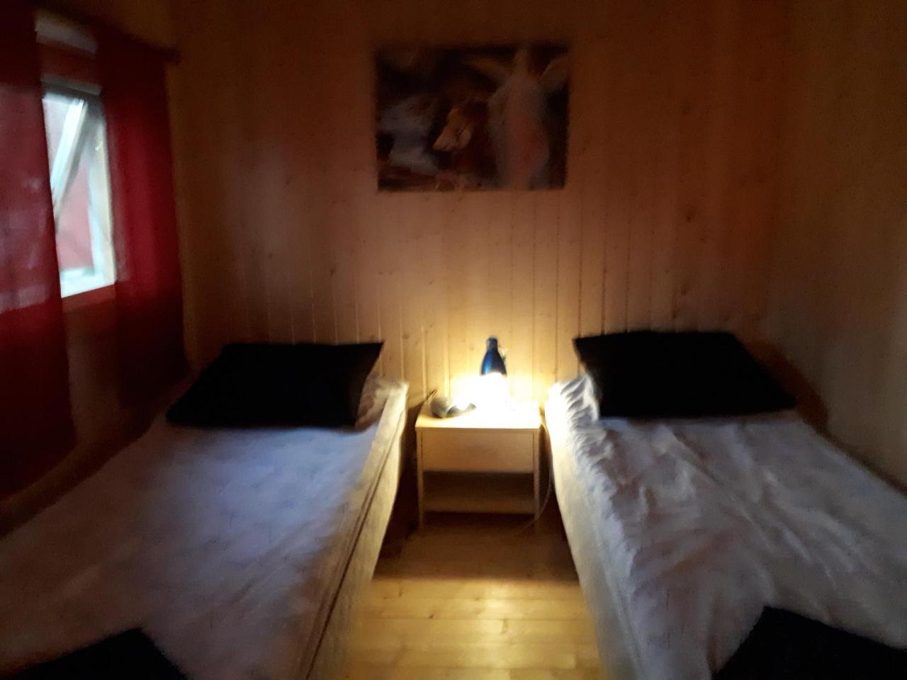 Dessans Cafe & Logi Hotel Pello Екстериор снимка